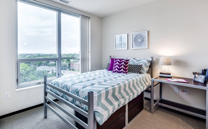 the bridges dinkytown apartments near the university of minnesota fully furnished bedrooms with large windows